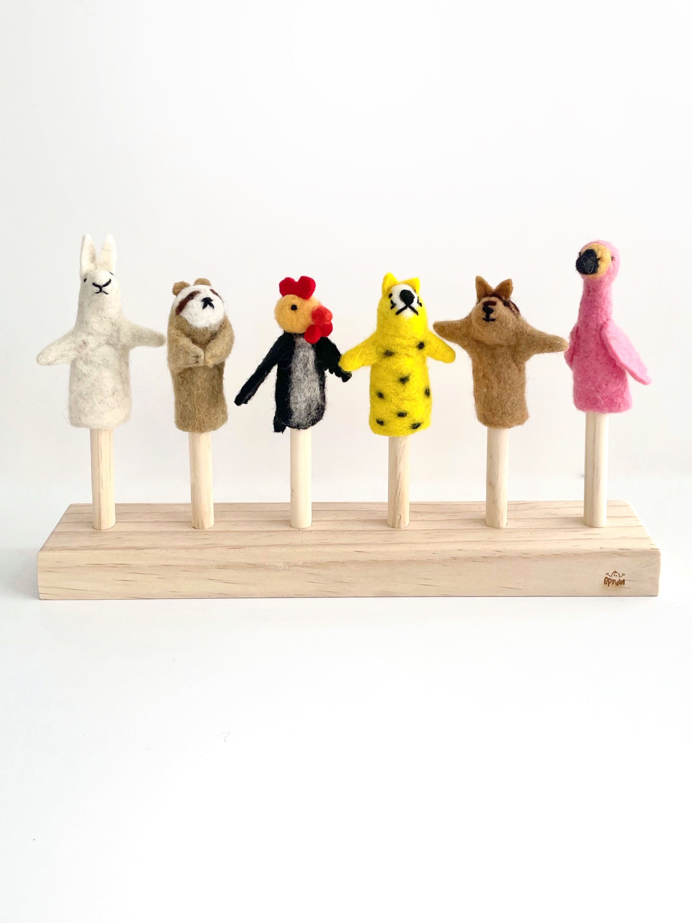 Finger Puppets: Animals of South America + Puppet Stand