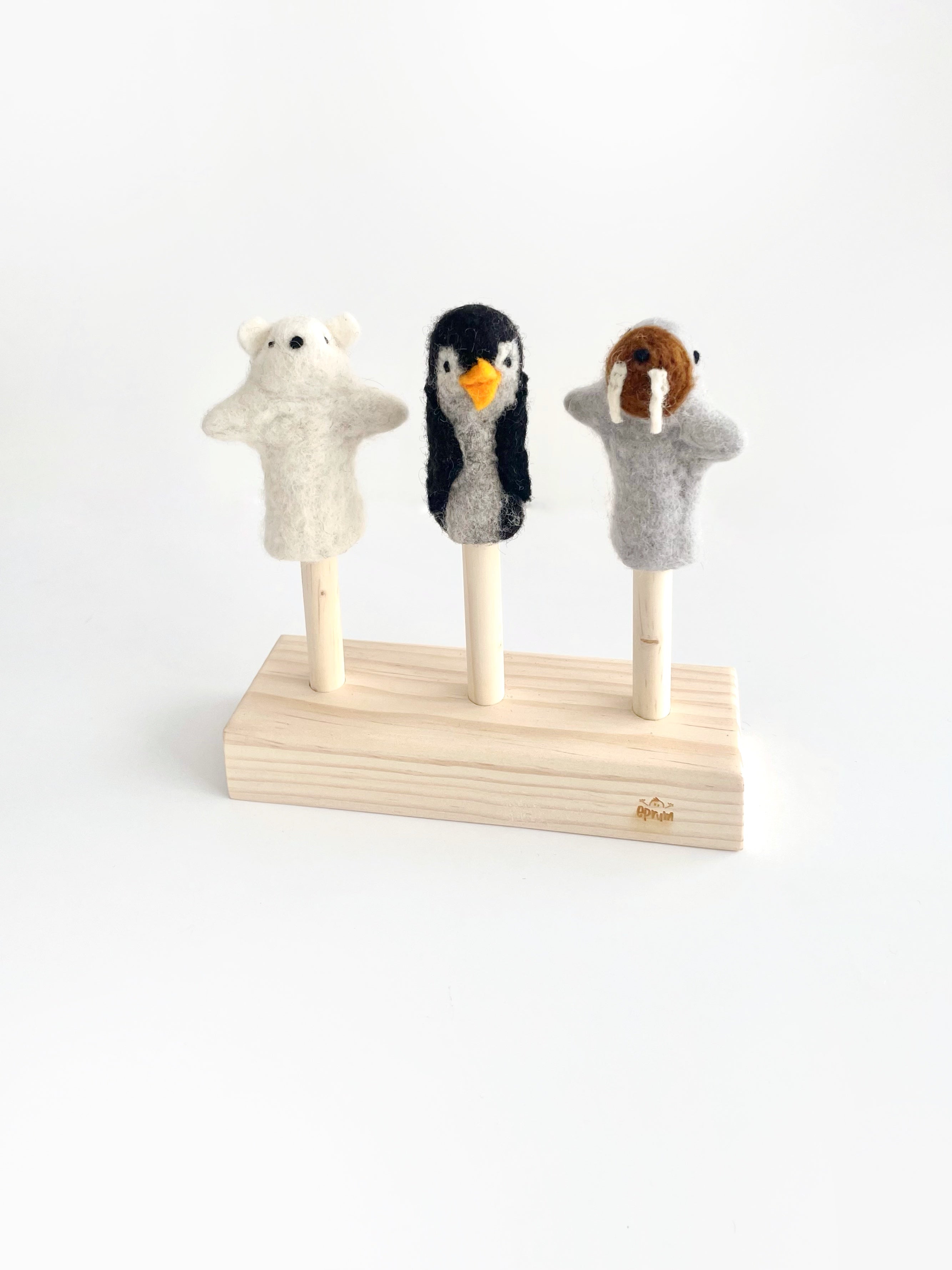 Finger Puppets: Arctic + Puppet Stand