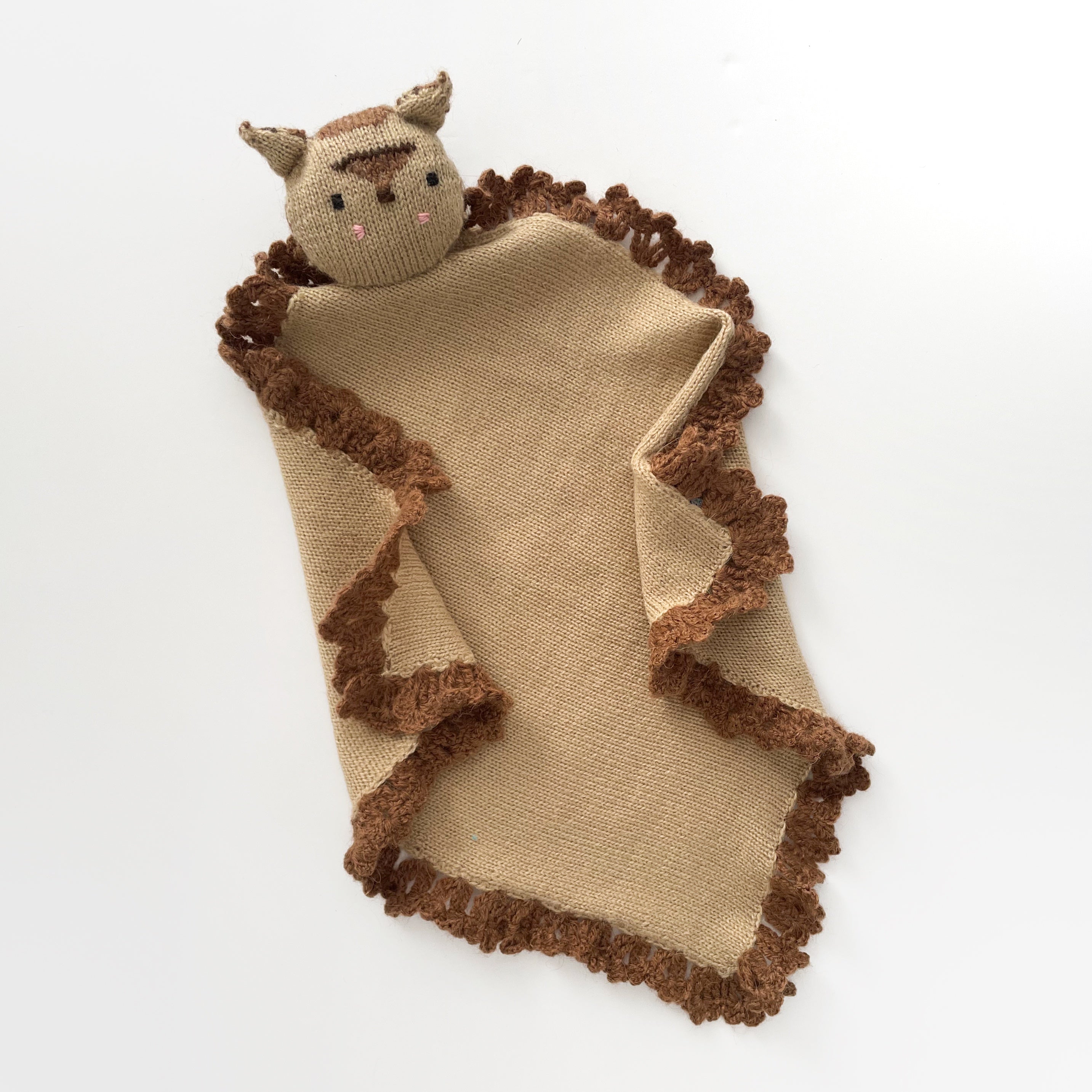 Quirquincho comfort doll