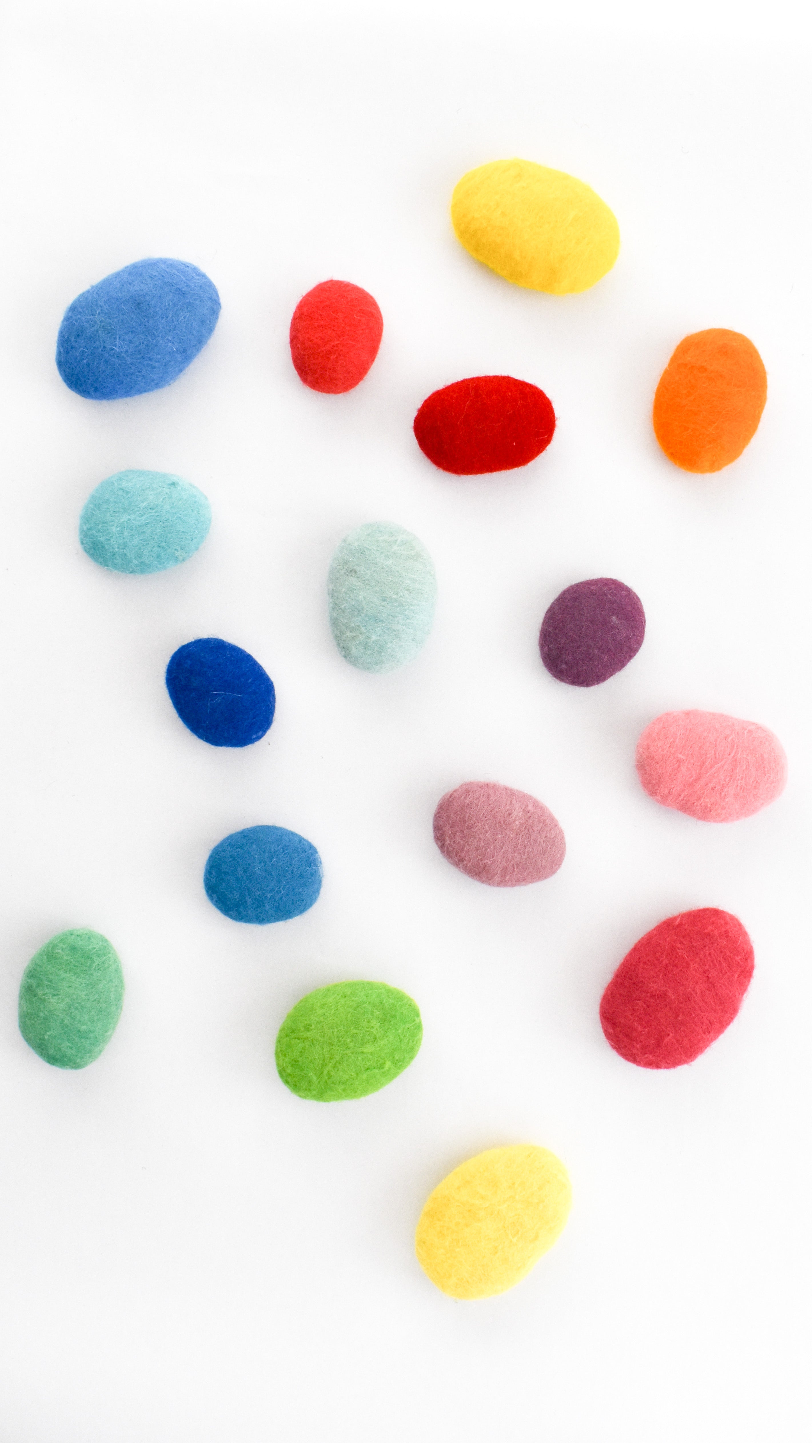 Juego de piedras de fieltro